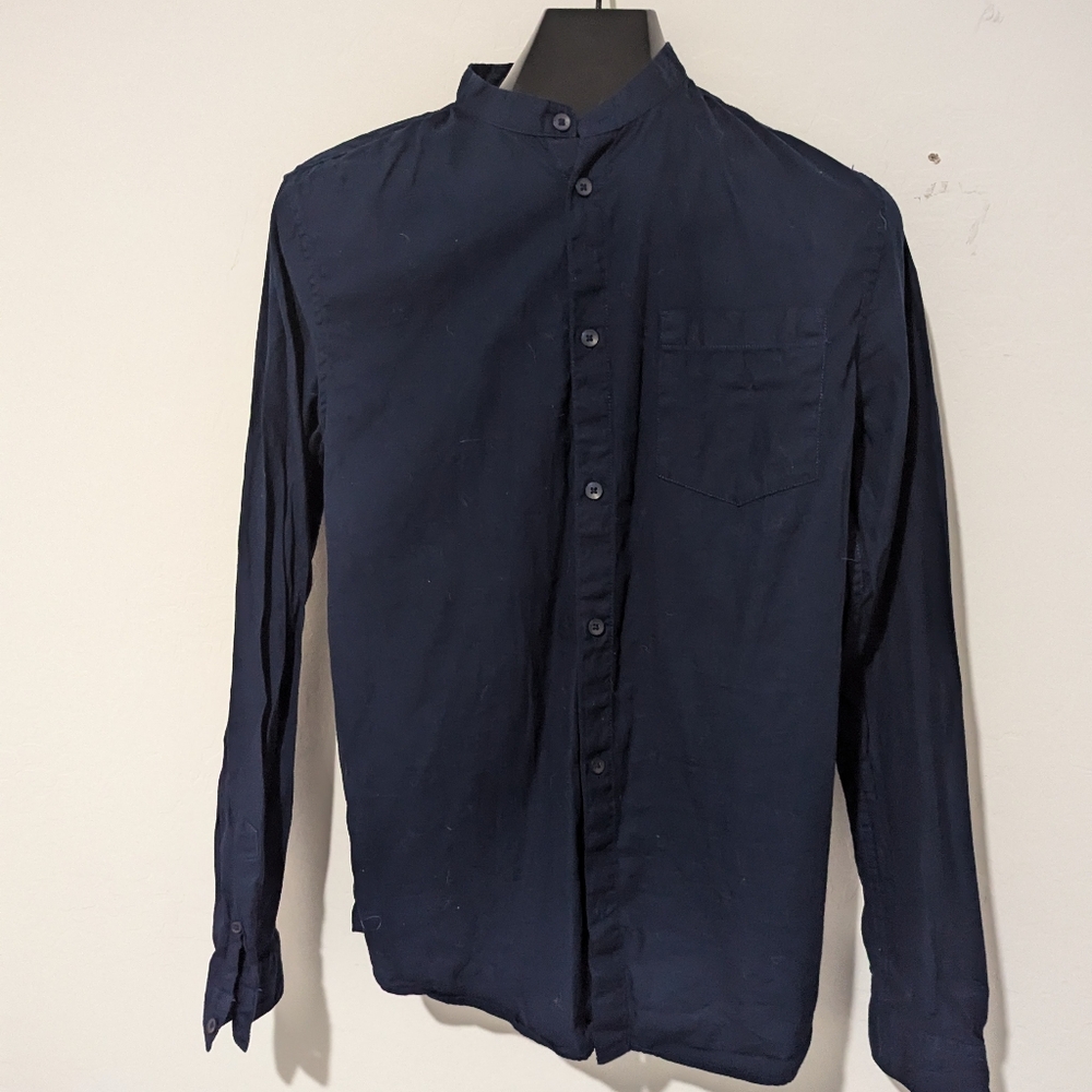 Bershka Mens Blue Mandolin Collar shirt size Large